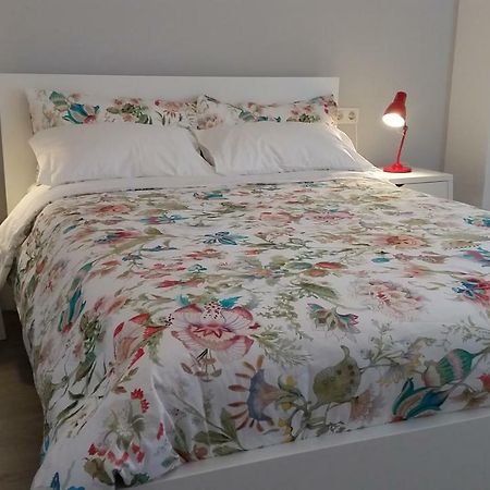 Ada Apartamento Сантьяго-де-Компостела Екстер'єр фото